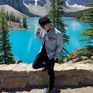 Meet your Posher, Mark anthony